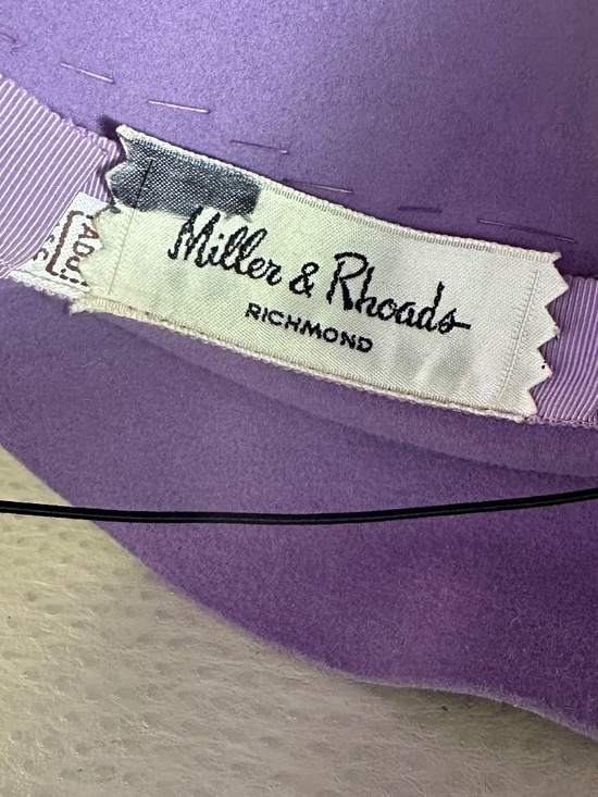RADIANT 1940\'s PURPLE FELT HAT + UPTURNED BRIM  + MATCHING LONG FEATHER & QUILL